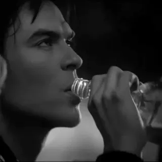 ▪️ 2045ec33 pria, air, minum, botol, wajah, potret telegram sticker