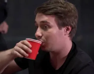 🌟 cd0314ad picie, mężczyzna, kubek, dorosły, impreza, czerwony kubek telegram sticker