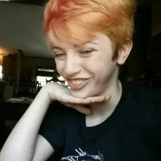 🥄 14490913 사람, 여자, 인물 사진, 미소, 빨간 머리 telegram sticker