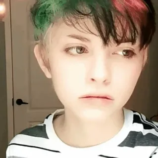 🥄 d4fa5f0a 사람, 인물사진, 얼굴, 헤어스타일, 표정 telegram sticker