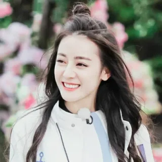 🔫 7c7ce201 portrait, femme, sourire, heureux, belle, joyeuse telegram sticker