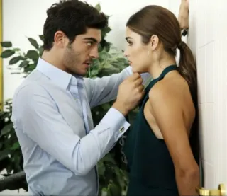 😍 7bac08b7 情侣, 爱, 浪漫, 关系, 男人, 女人 telegram sticker