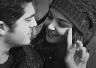 🥰 9d20bfc3 情侣, 感情, 爱, 浪漫, 黑白 telegram sticker