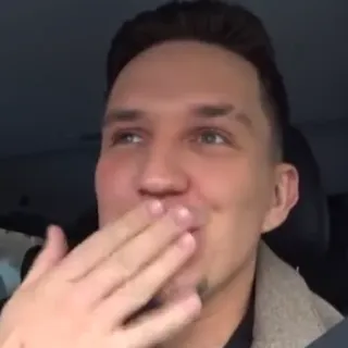 🤭 b7075fc6 telegram sticker