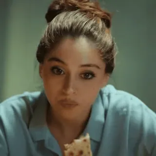 🍊 b13e0b84 女性, 食べる, 食べ物, ポートレート telegram sticker