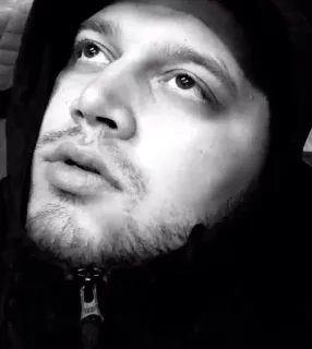 🤔 10f48258 남자, 인물 사진, 후드티, 단색, 흑백, 사람 telegram sticker