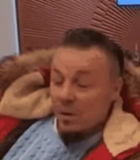 💪 e4efb4f3 telegram sticker