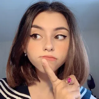 🧐 c4c9c15d vrouw, denken, uitdrukking, portret, jong, gezicht telegram sticker