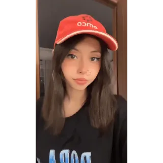 🤑 e73de98a OWCO meisje, vrouw, pet, portret telegram sticker