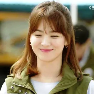 😊 92bd7b8b 女人, 微笑, 女演员, 肖像 telegram sticker