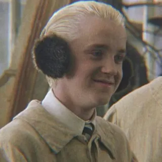 🐍 dc865410 Draco Malfoy Harry Potter Драко Малфой, Гарри Поттер, волшебник, Слизерин, наушники, Том Фелтон telegram sticker