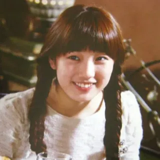 😅 0fb21ff1 mujer, chica, retrato, persona, cara, sonrisa telegram sticker