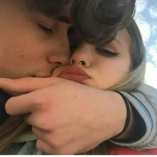 😘 5190ec41 カップル, 愛, 愛情, ロマンス, 人々, ポートレート telegram sticker