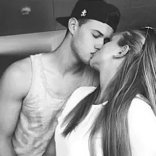 😍 6218ccae キス, 愛, カップル, ロマンス, 愛情, 関係 telegram sticker