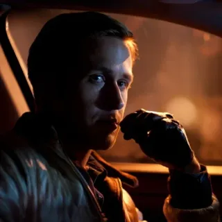 😎 b2a48f59 Drive Ryan Gosling, Drive, film, acteur, gants, chauffeur telegram sticker