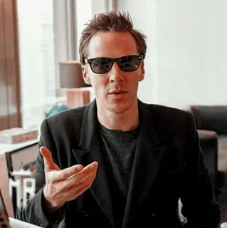 👨‍🔬 05f9f3bb pria, kacamata hitam, aktor, Benedict Cumberbatch, selebriti telegram sticker