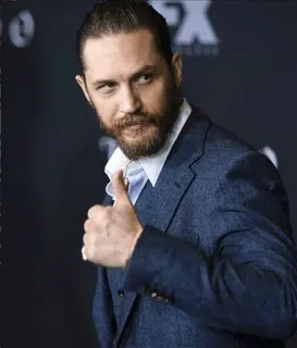 👍 b5195b99 mann, tom hardy, schauspieler, daumen hoch, formal, porträt whatsapp sticker