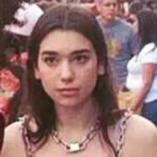 🙃 9d508c61 femme, portrait, collier, personne, visage telegram sticker