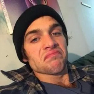 🍃 1e4fb64e 남자, 인물 사진, 표정, 비니, 플란넬 셔츠 telegram sticker