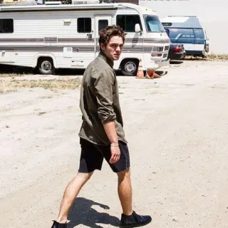 🍃 33dd166d 남자, 걷기, 야외, 캐주얼, 사람, 캠핑카 telegram sticker