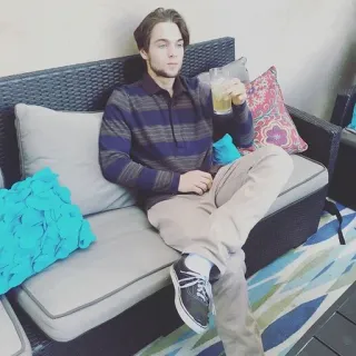 🍃 c7fa1dd2 남자, 소파, 음료, 편안한, 휴식, 가구 telegram sticker
