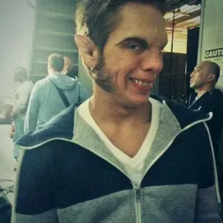 🍃 e22998eb 남자, 늑대인간, 메이크업, 엘프, 귀, 변신 telegram sticker