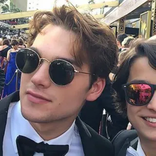 𝙳𝚢𝚕𝚊𝚗 𝚂𝚙𝚛𝚊𝚢𝚋𝚎𝚛𝚛𝚢 🍃 telegram stickers