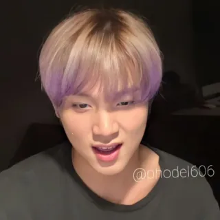 🔖 adf7f42f @ahodel606 korea, orang, selfie, asia, pria telegram sticker