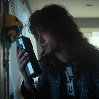 🗣 5975ea48 Eddie Munson Stranger Things Eddie Munson, Stranger Things, walkie talkie, 80s telegram sticker