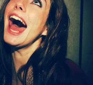 😂 ec864a05 kobieta, śmiejąca się, podekscytowana, radosna, dziewczyna, nastolatka, osoba telegram sticker