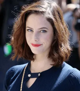 🦋 3ad34b27 Frau, Porträt, Schauspielerin, rote Haare, blaue Augen, Lächeln telegram sticker