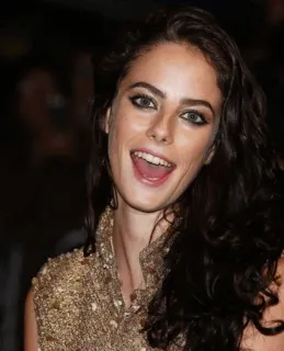 🦋 9f7c73da Frau, Schauspielerin, Porträt, Brünette, Promi telegram sticker