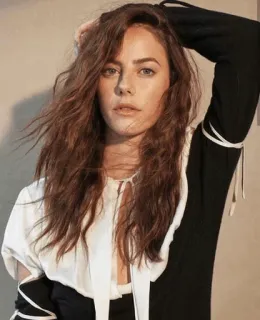 🦋 e927f773 Frau, Porträt, Brünette, Model, Mode, Stil telegram sticker