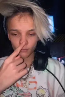 😔 feeea6d2 whatsapp sticker