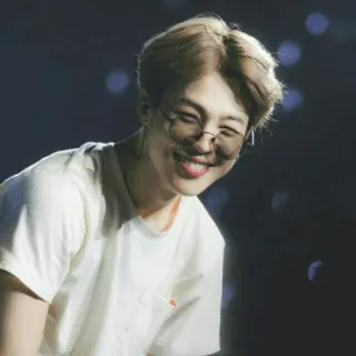 🕸 4284ae15 Jimin jimin, bts, kpop, penyanyi, musik telegram sticker