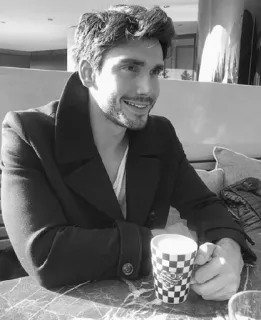 ▪️ 20694a8a Mann, Schwarzweiß, Porträt, Kaffeetasse, Casual, Mantel telegram sticker