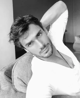 ▪️ 71f8b009 Mann, Porträt, Model, Schwarzweiß, weißes Hemd, attraktiv telegram sticker