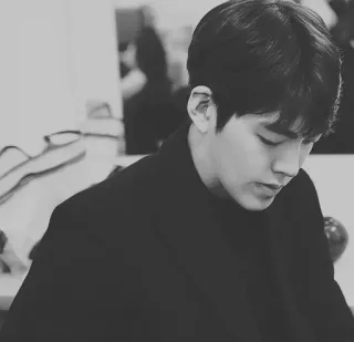 ➿ 46c3ca20 uomo, ritratto, bianco e nero, serio, persona, coreano whatsapp sticker