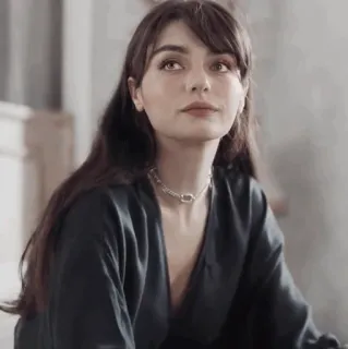 🧊 46c48fd5 femme, portrait, brune, personne, féminin, fille telegram sticker