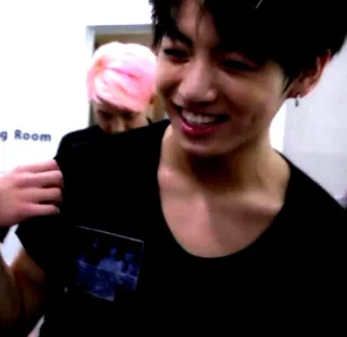 ⛓ 8e4cbd03 BTS, 韩流, 微笑, 肖像, 韩国, 男子组合 telegram sticker