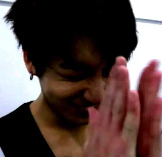 🕸 d1561e59 人物, 名人, 男人, 鼓掌, kpop, 歌手 telegram sticker