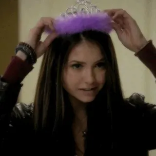 🥀 81439c16 donna, tiara, ritratto, principessa, copricapo telegram sticker