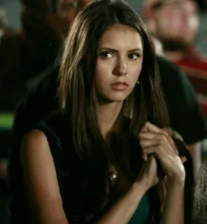 🥀 d054c83b donna, ritratto, bruna, attrice, persona telegram sticker