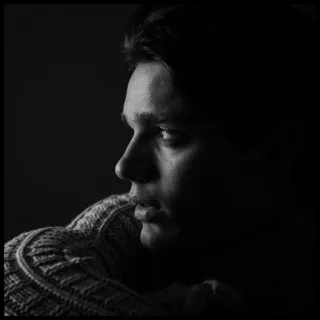 ➖ c148acb0 man, portret, zwart wit, trui, profiel, donker, persoon whatsapp sticker