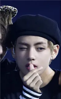 😉 3142400b kpop, музыка, певец, знаменитость, человек, мужчина whatsapp sticker