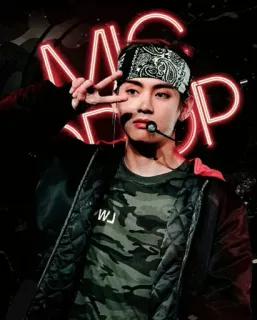 ✌️ 3e438c1b MC STOP kpop, айдол, бандана, неон, музыка whatsapp sticker