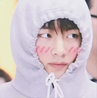 😶 42638682 толстовка, милый, лицо, человек, румянец whatsapp sticker