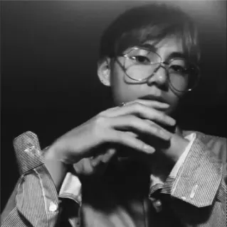 😐 5be6809f мужчина, очки, портрет, человек, черно-белое whatsapp sticker