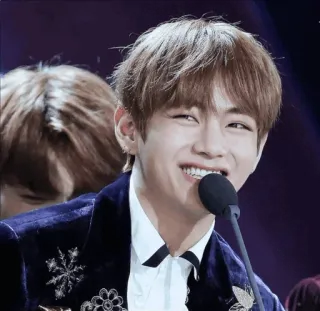 😁 6070424f V kpop, певец, артист, мужчина, портрет, знаменитость whatsapp sticker