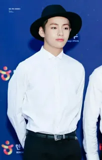 😐 796ecf8e Mann, Hut, weißes Hemd, Porträt, koreanisch, Person telegram sticker